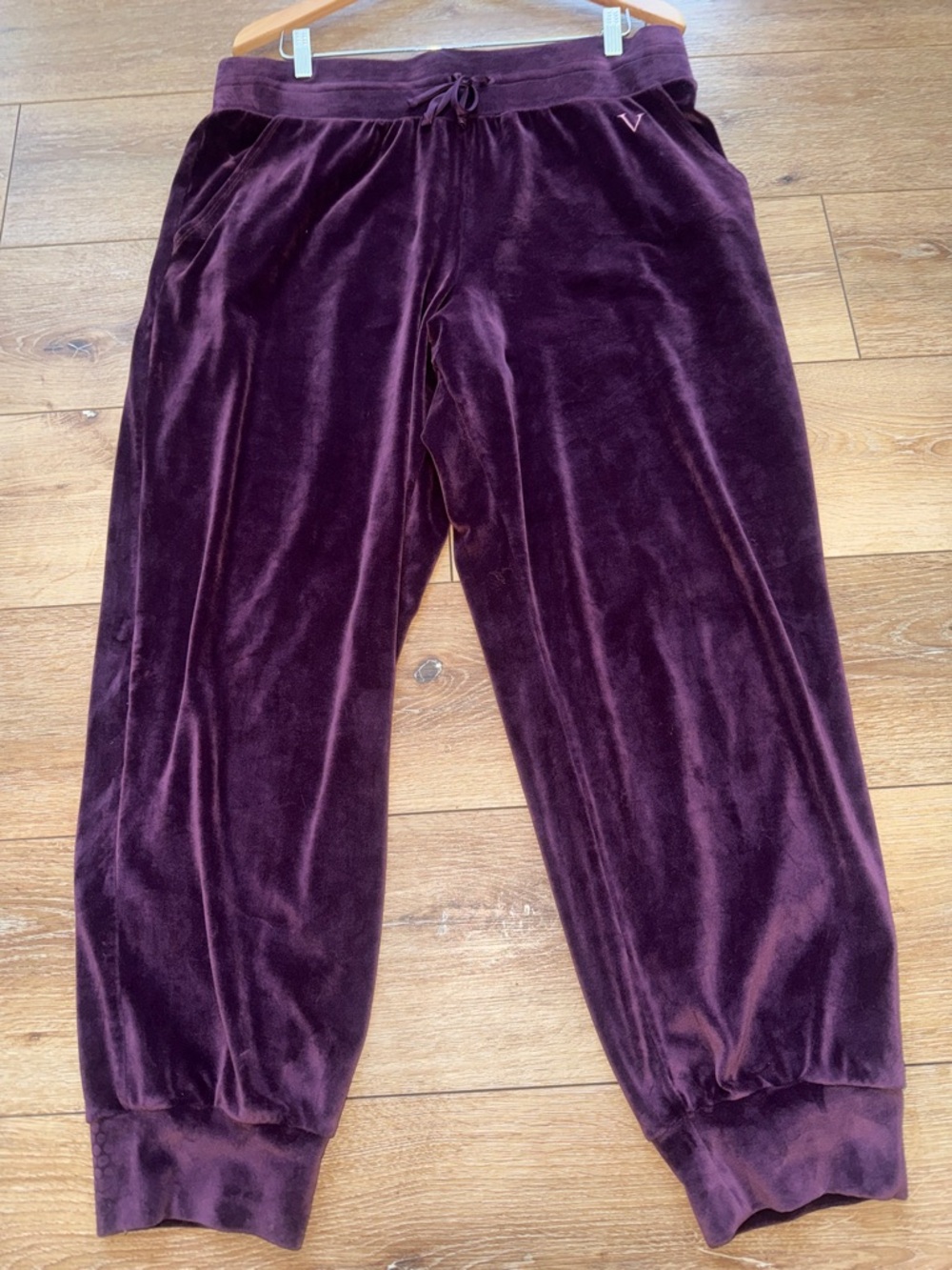 Victoria Secret sweatpants/joggers. High waisted gorgeous plum color Size XL